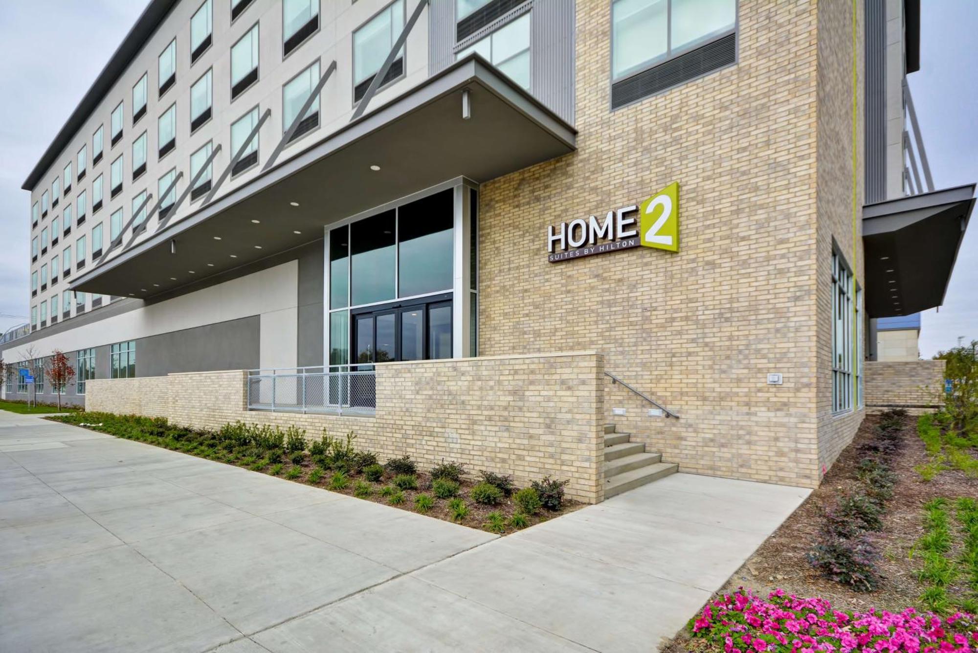 Home2 Suites By Hilton Dallas Downtown At Baylor Scott & White Ngoại thất bức ảnh